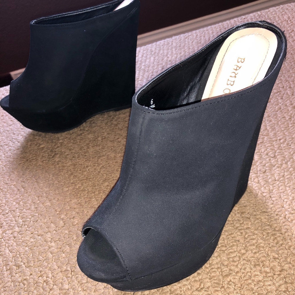 Bamboo Black Wedge